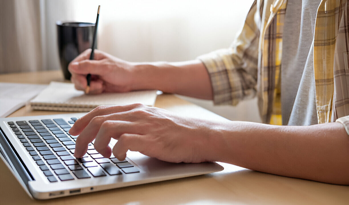 online IELTS, TEFL, and diploma courses on international education